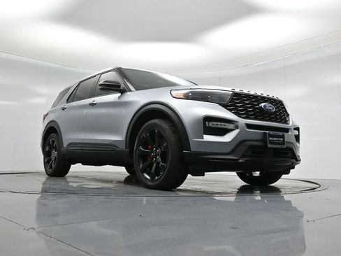 Certified 2022 Ford Explorer ST w/ Equipment Group 401A image 52