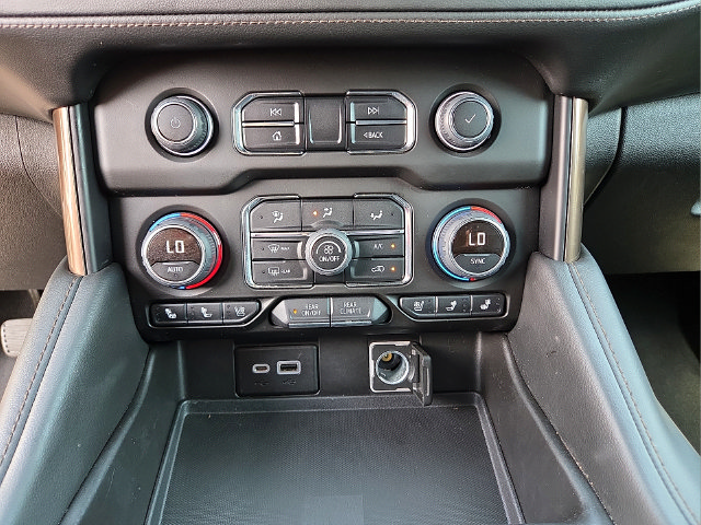 Used 2021 Chevrolet Tahoe High Country AWD/4WD image 25