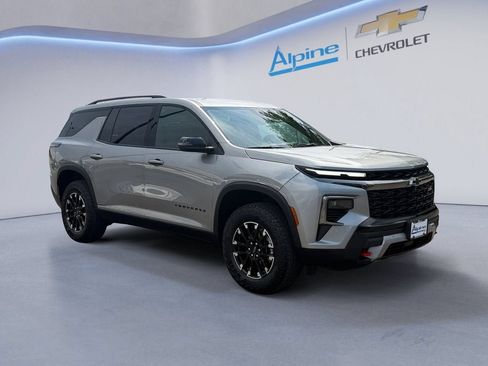 Used 2025 Chevrolet Traverse Z71 AWD/4WD image 7