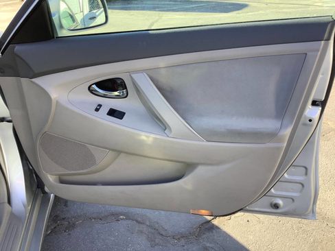 Used 2007 Toyota Camry LE image 30