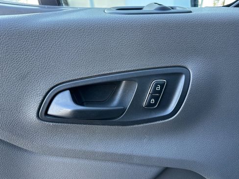 Used 2023 Ford Transit 350 XLT image 10