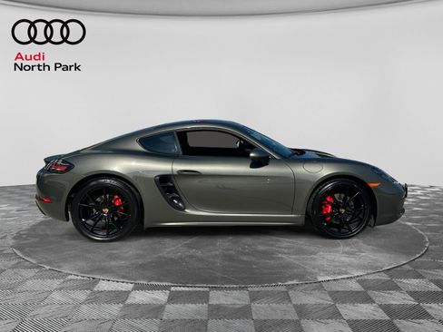 Used 2025 Porsche 718 Cayman S RWD image 6