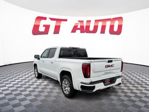 Used 2023 GMC Sierra 1500 Denali w/ Technology Package AWD/4WD image 4