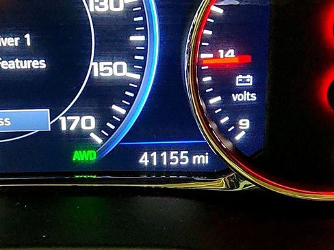 Used 2023 GMC Acadia Denali AWD/4WD image 15