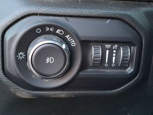 Used 2021 Jeep Wrangler Unlimited Sport image 25