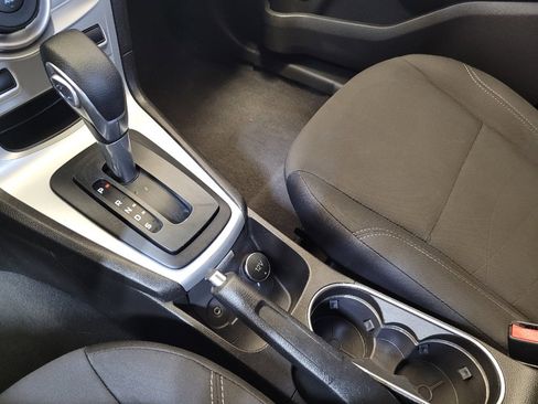 Used 2019 Ford Fiesta SE FWD image 26