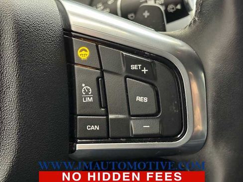 Used 2019 Land Rover Discovery Sport HSE image 37