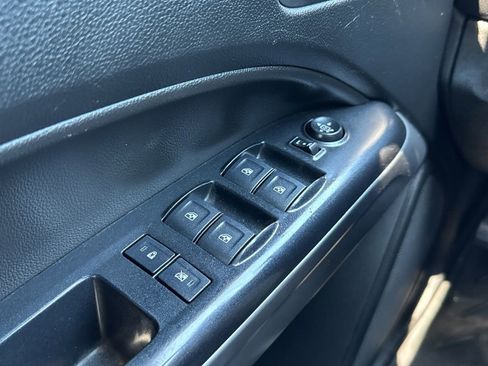 Used 2020 Chevrolet Colorado ZR2 w/ ZR2 Dusk Special Edition AWD/4WD image 29
