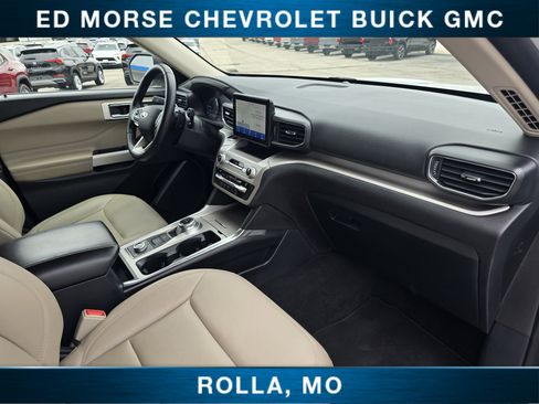 Used 2020 Ford Explorer XLT w/ Equipment Group 202A AWD/4WD image 20