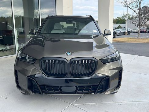 New 2026 BMW X5 sDrive40i image 9