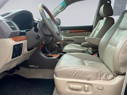 Used 2004 Lexus GX 470 AWD/4WD image 11