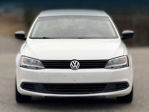 Used 2013 Volkswagen Jetta S image 5