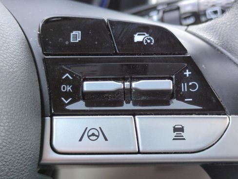 Certified 2022 Hyundai Tucson SEL FWD image 20