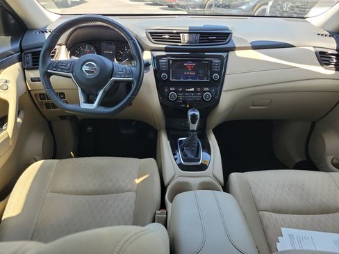 Used 2019 Nissan Rogue SV FWD image 15