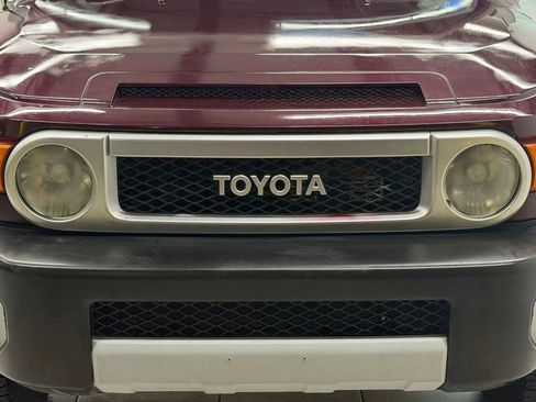 Used 2007 Toyota FJ Cruiser 4WD image 5
