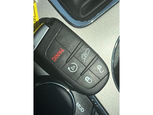 Used 2021 Jeep Grand Cherokee Limited AWD/4WD image 37