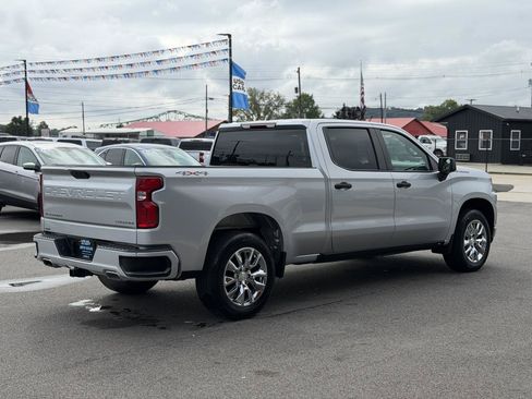 Used 2020 Chevrolet Silverado 1500 Custom w/ Custom Value Package AWD/4WD image 4