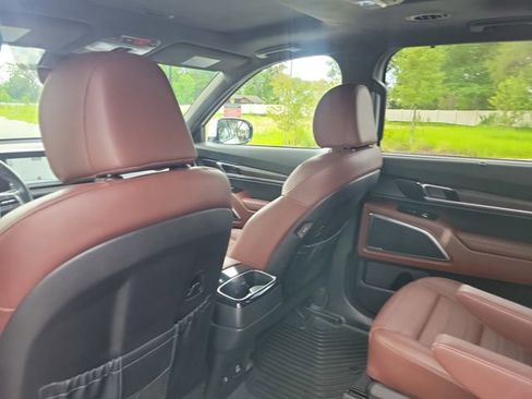 Used 2024 Kia Telluride SX Prestige AWD/4WD image 31