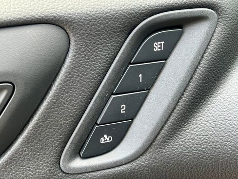 Certified 2023 GMC Acadia AT4 w/ Technology Package AWD/4WD image 23