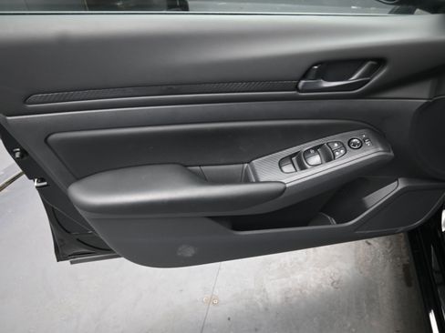 Certified 2025 Nissan Altima 2.5 S image 14