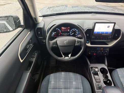 Used 2023 Ford Bronco Sport Heritage w/ Heritage Convenience Package AWD/4WD image 17