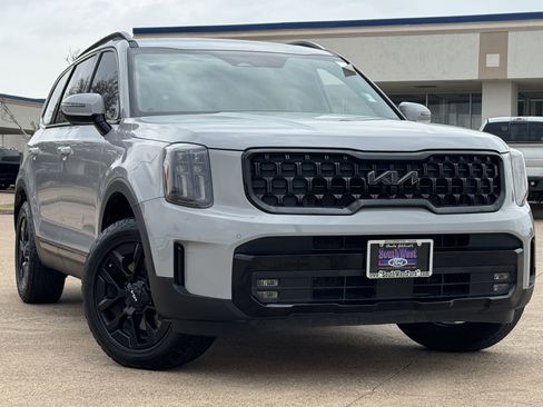 Used 2024 Kia Telluride SX Prestige X-Pro image 2