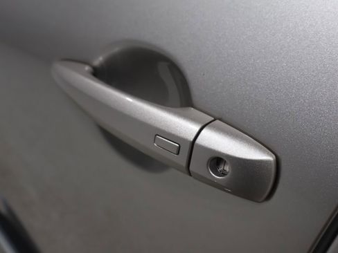 Used 2023 Nissan Rogue SL w/ SL Premium Package image 10