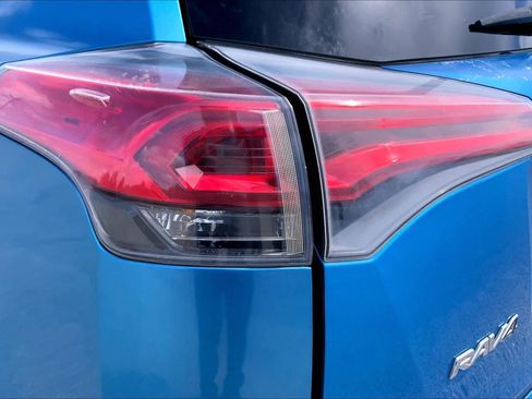 Used 2016 Toyota RAV4 Limited FWD image 27