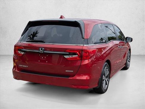 Certified 2022 Honda Odyssey Touring image 5