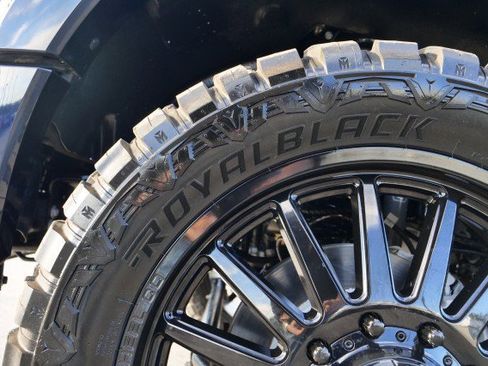 Used 2025 Ford F450 Platinum w/ FX4 Off-Road Package image 64