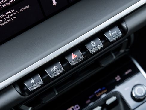 Certified 2021 Porsche 911 Turbo S image 26