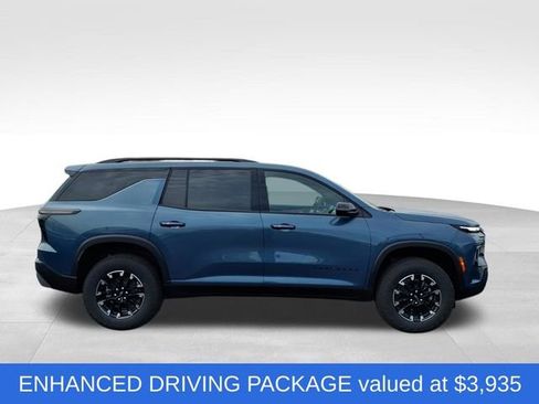 New 2026 Chevrolet Traverse Z71 w/ Enhanced Driving Package image 2