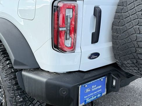 Certified 2022 Ford Bronco Wildtrak image 27