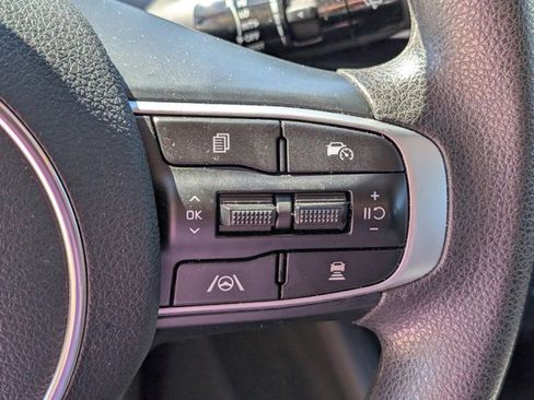 Used 2025 Kia K5 LXS image 19