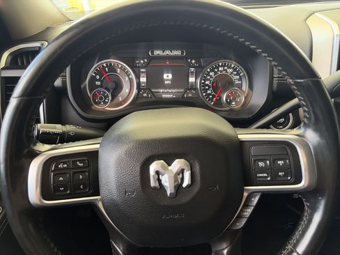 Used 2022 RAM 2500 Laramie AWD/4WD image 10