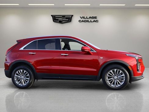 Used 2024 Cadillac XT4 Premium Luxury w/ Cold Weather Package image 6