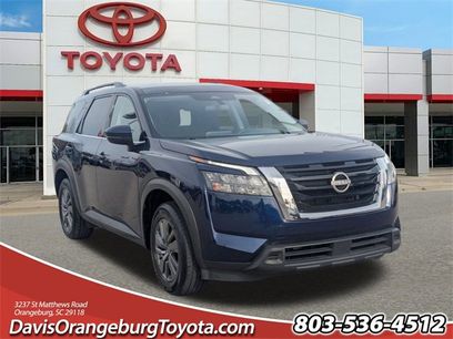 Used 2025 Nissan Pathfinder SV