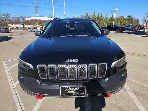 Used 2019 Jeep Cherokee Trailhawk w/ Comfort/Convenience Group image 4
