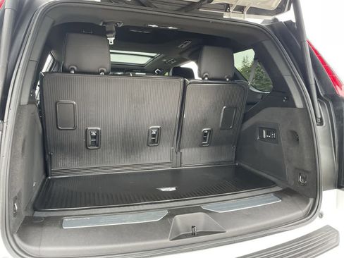 Used 2023 Cadillac Escalade Premium Luxury w/ LPO, Floor Liner Package AWD/4WD image 17