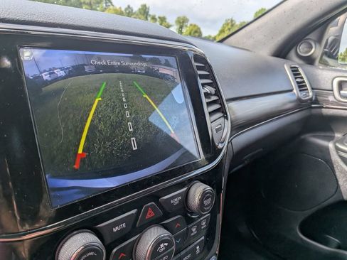Used 2019 Jeep Grand Cherokee Limited X AWD/4WD image 18