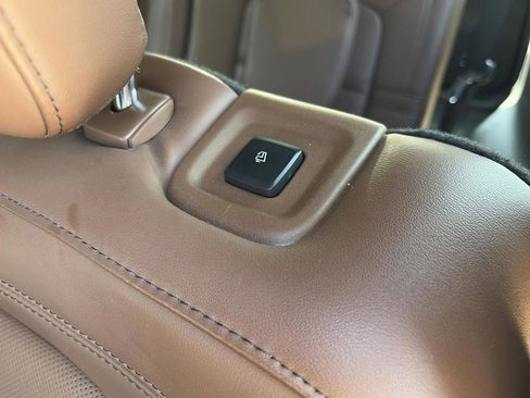 Used 2023 Lincoln Aviator Reserve w/ Equipment Group 201A RWD image 29