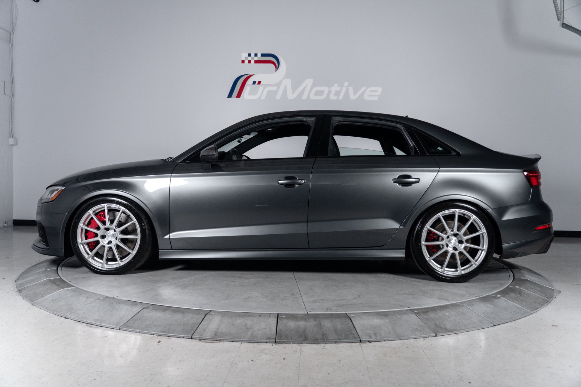 Used 2018 Audi RS 3 AWD/4WD image 3
