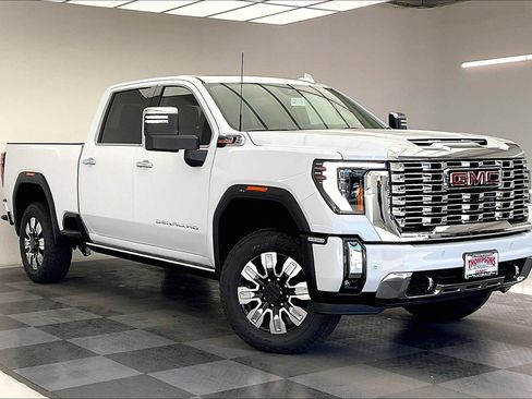 New 2026 GMC Sierra 2500 Denali w/ Denali Reserve Package AWD/4WD image 1