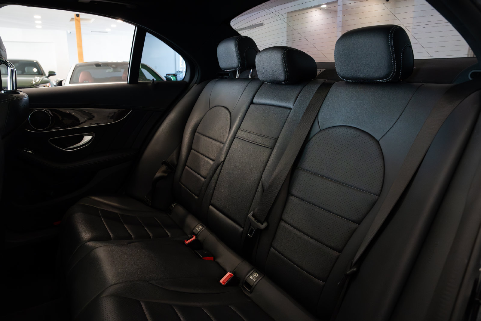 Used 2017 Mercedes-Benz C 300 Sedan image 19