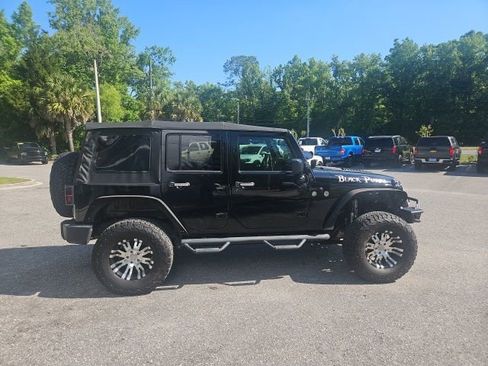 Used 2015 Jeep Wrangler Unlimited Sport w/ Quick Order Package 24S AWD/4WD image 8