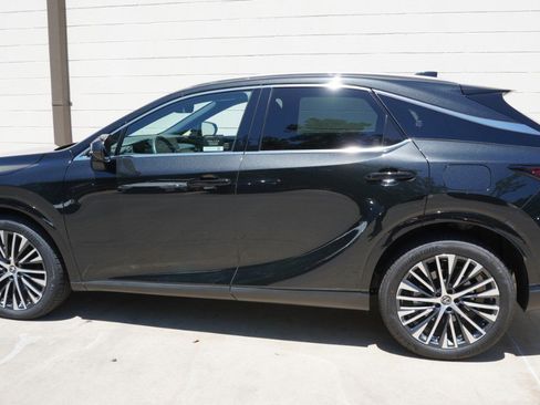 Used 2024 Lexus RX 350 Premium Plus w/ Accessory Package (Z1) FWD image 5