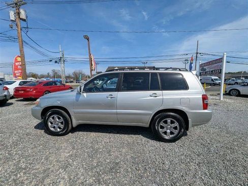 Used 2005 Toyota Highlander Limited AWD/4WD image 4