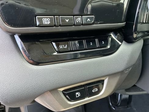 Used 2023 Lexus RX 350 Premium image 16