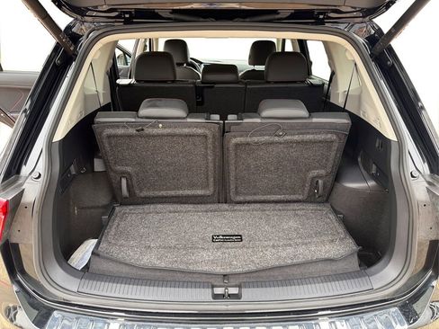 Used 2024 Volkswagen Tiguan Wolfsburg Edition image 13