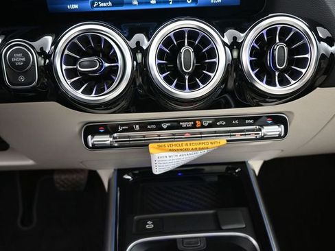 New 2026 Mercedes-Benz GLA 250 image 32